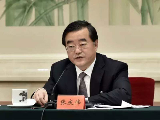 河北代表團副團長,、省委副書記,、省長張慶偉回答記者提問,。