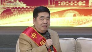 11月中國好人榜—“誠實(shí)守信”好人