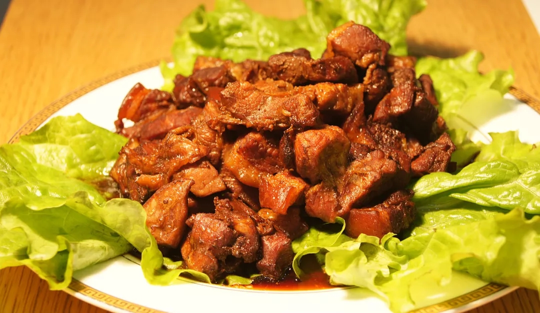 家的味道|蒸鯽魚(yú)、紅燒肉,、五谷豐登,，各種大菜一鍋出！~